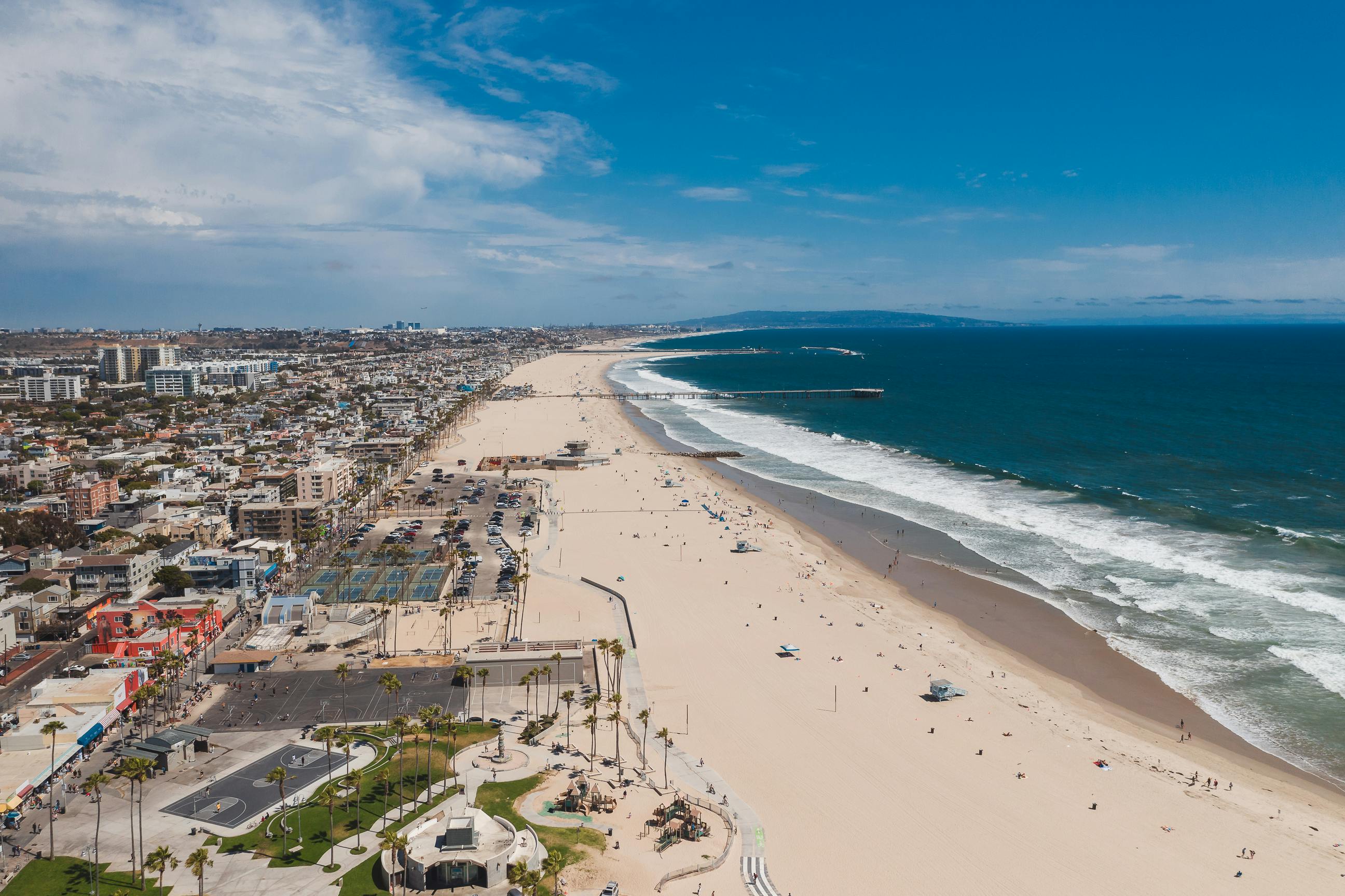 Venice Beach - Beach attraction in Los Angeles